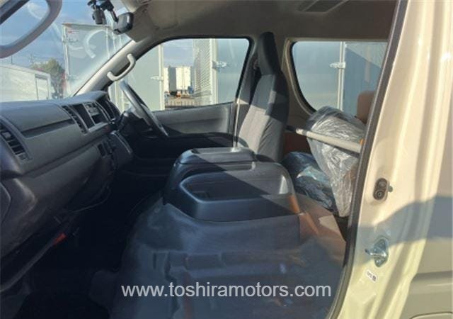 
								2020 TOYOTA HIACE VAN WD212/1.5 full									