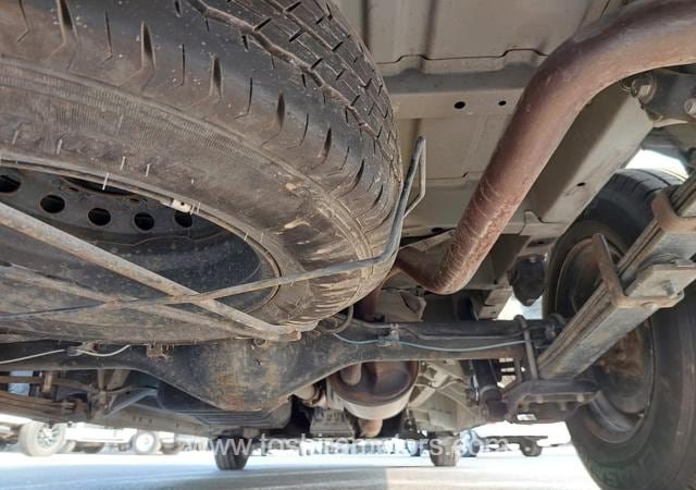 
								2015 TOYOTA HIACE COMMUTER full									