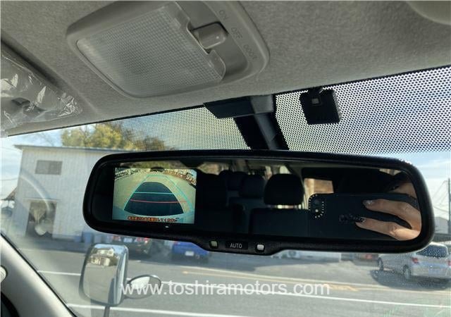 
								2022 TOYOTA HIACE VAN | PARKING SENSOR | BACK CAMERA full									