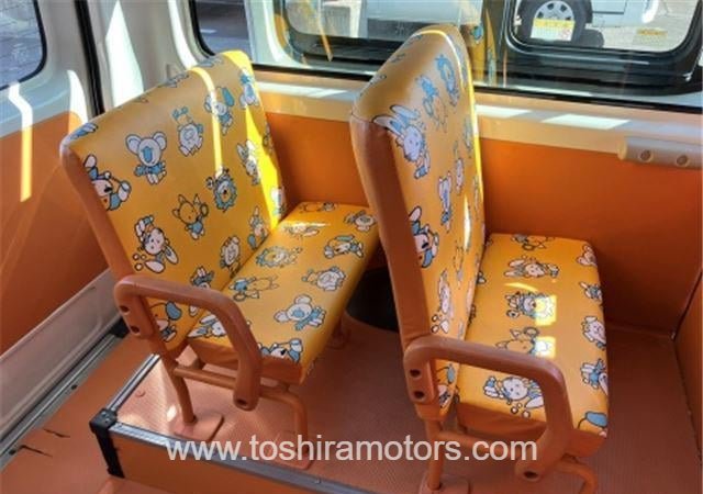 
								2019 TOYOTA HIACE VAN 212/1.5 full									