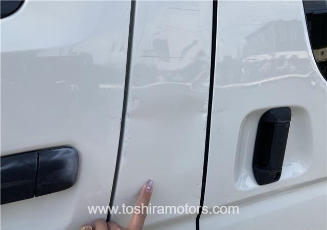 
								2022 TOYOTA HIACE VAN | PARKING SENSOR | BACK CAMERA full									