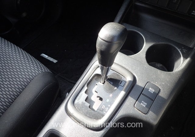 
								2021 TOYOTA HILUX X WCAB full									