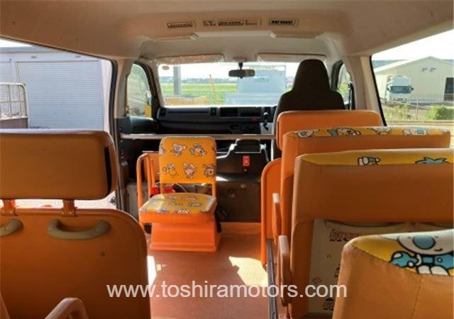 
								2019 TOYOTA HIACE VAN 212/1.5 full									