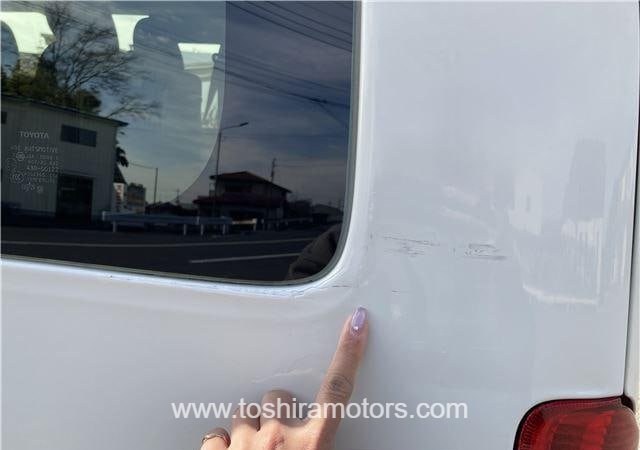 
								2022 TOYOTA HIACE VAN | PARKING SENSOR | BACK CAMERA full									