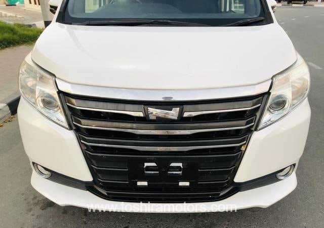 
								2015 TOYOTA NOAH G full									