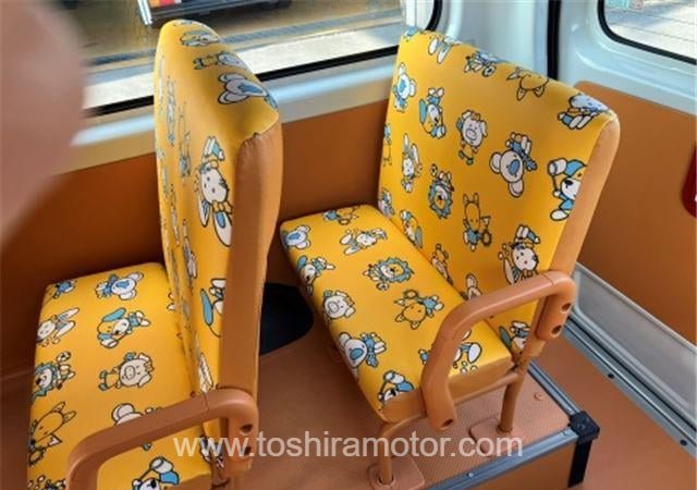 
								2023 TOYOTA HIACE VAN 418/1.5TSS full									