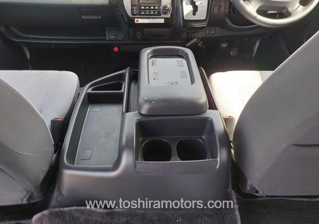 
								2016 TOYOTA HIACE COMMUTER POWER SLIDE PASSENGER DOOR full									