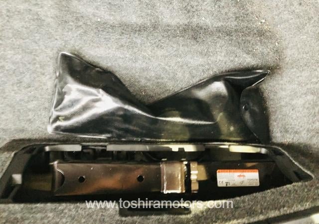 
								2015 TOYOTA NOAH G full									