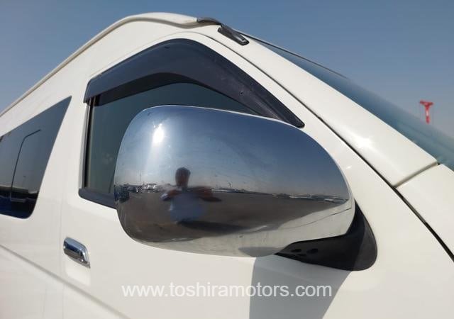 
								2016 TOYOTA HIACE COMMUTER POWER SLIDE PASSENGER DOOR full									