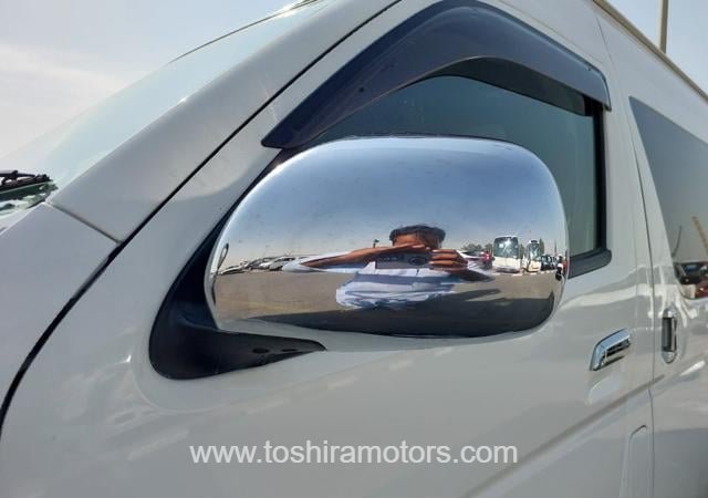 
								2016 TOYOTA HIACE COMMUTER POWER SLIDE PASSENGER DOOR full									