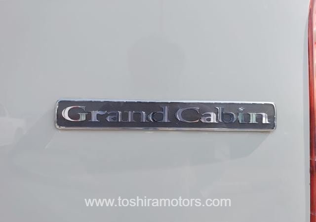 
								2016 TOYOTA HIACE COMMUTER POWER SLIDE PASSENGER DOOR full									