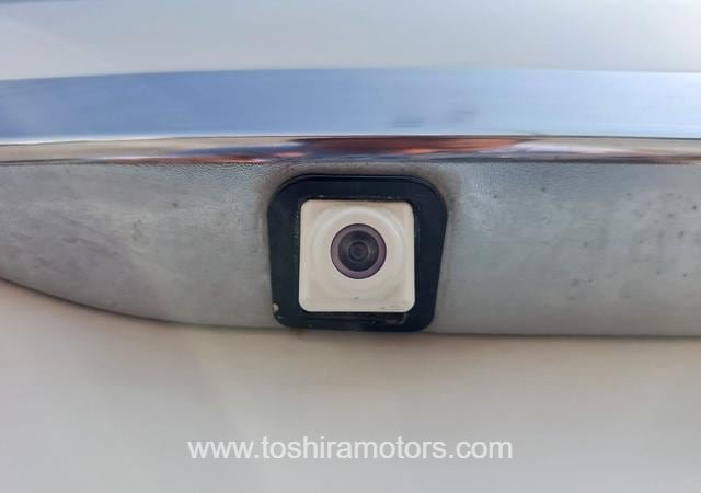 
								2016 TOYOTA HIACE COMMUTER POWER SLIDE PASSENGER DOOR full									