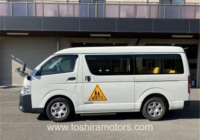 
								2019 TOYOTA HIACE VAN 212/1.5 full									