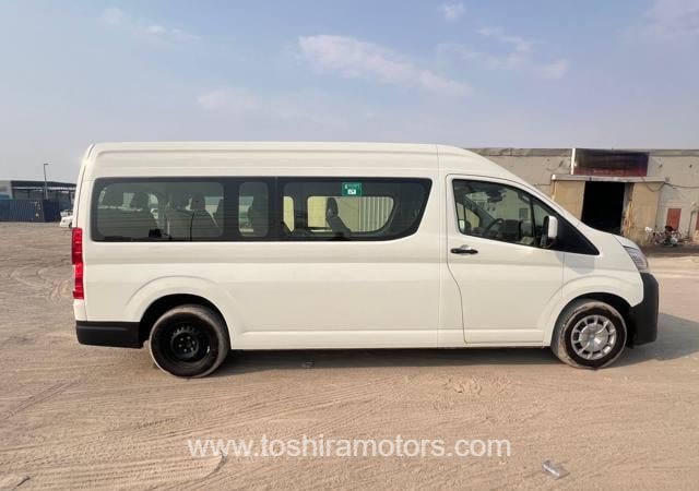 
								2022 TOYOTA HIACE VAN | PARKING SENSOR | BACK CAMERA full									