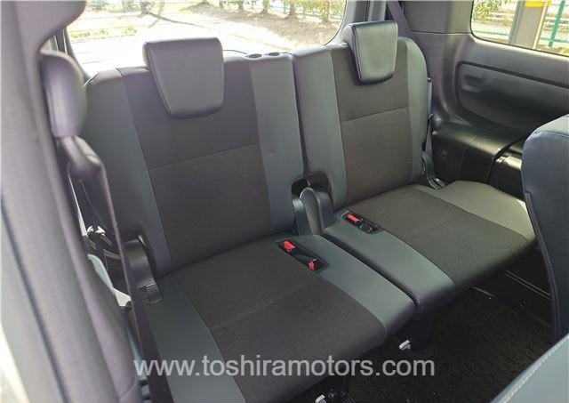 
								TOYOTA NOAH TSS  full									