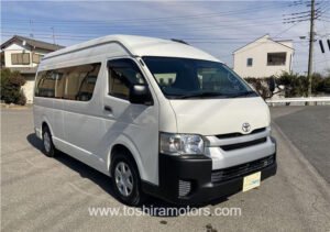 2022 TOYOTA HIACE VAN | PARKING SENSOR | BACK CAMERA