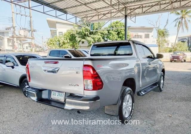 
								2019 TOYOTA HILUX 2.4 E REVO SMART CAB full									