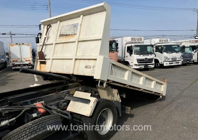 
								HINO DUTRO SAFETY DUMPER full									