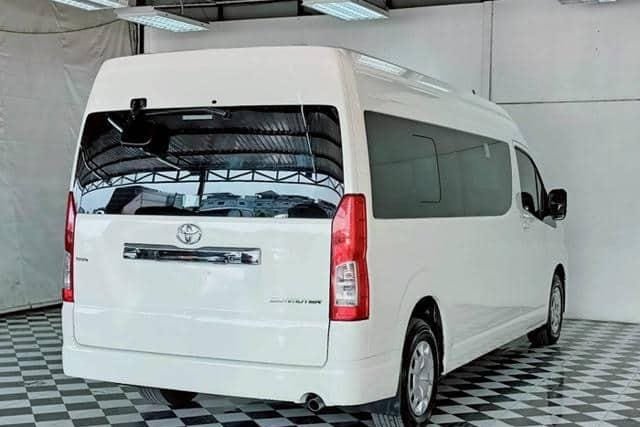 
								2023 Toyota Hiace Commuter full									
