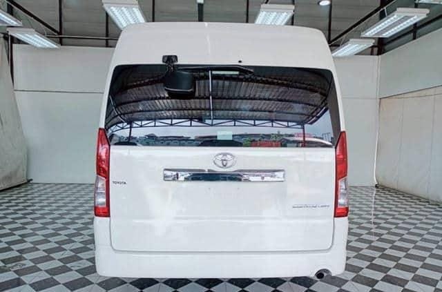 
								2023 Toyota Hiace Commuter full									