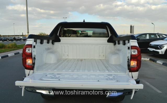 
								2023 TOYOTA HILUX DOUBLE CABIN full									