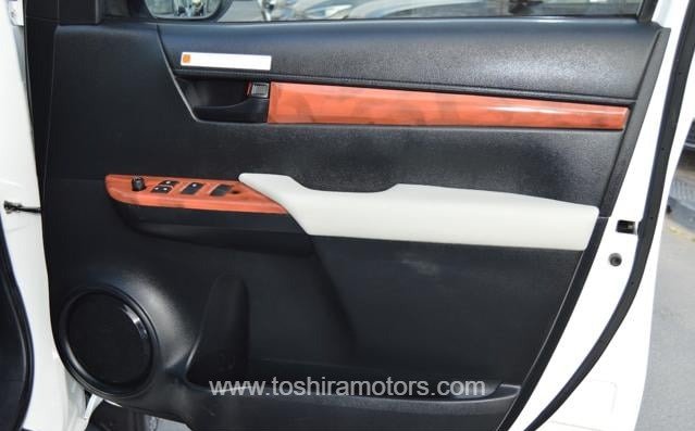 
								2023 TOYOTA HILUX DOUBLE CABIN full									
