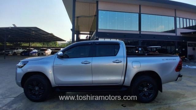 
								2020 TOYOTA HILUX 2.4 J REVO DOUBLE CAB full									