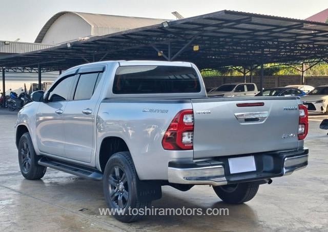 
								2020 TOYOTA HILUX 2.4 J REVO DOUBLE CAB full									