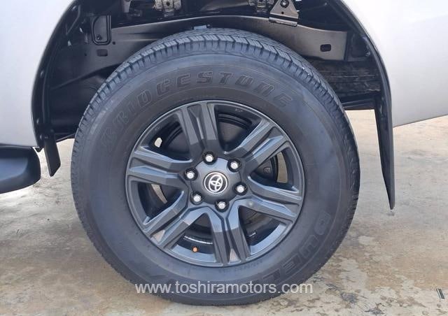 
								2020 TOYOTA HILUX 2.4 J REVO DOUBLE CAB full									