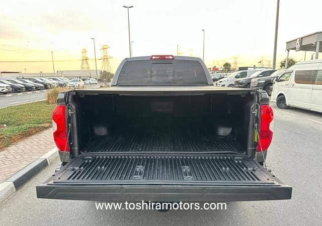 
								2017 TOYOTA Tundra full									