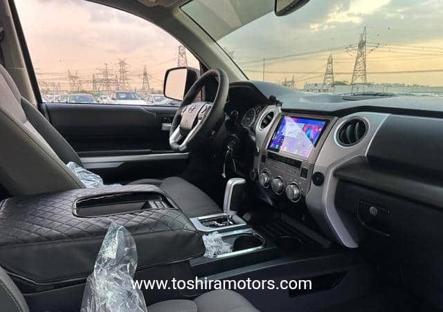 
								2017 TOYOTA Tundra full									
