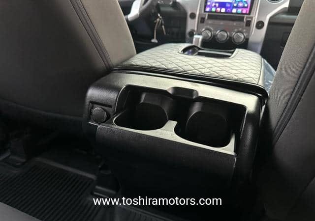 
								2017 TOYOTA Tundra full									