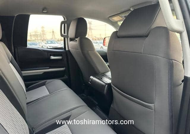 
								2017 TOYOTA Tundra full									